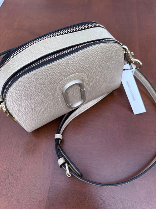 Beige metallic crossbody purse