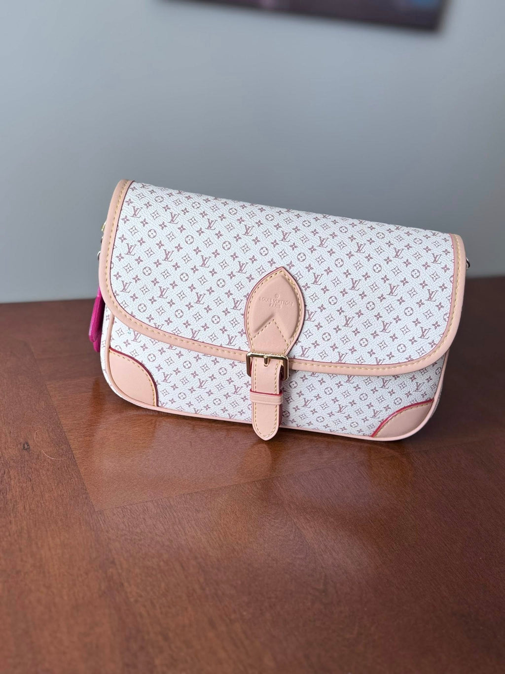 White handbag with patterned design- bag charm