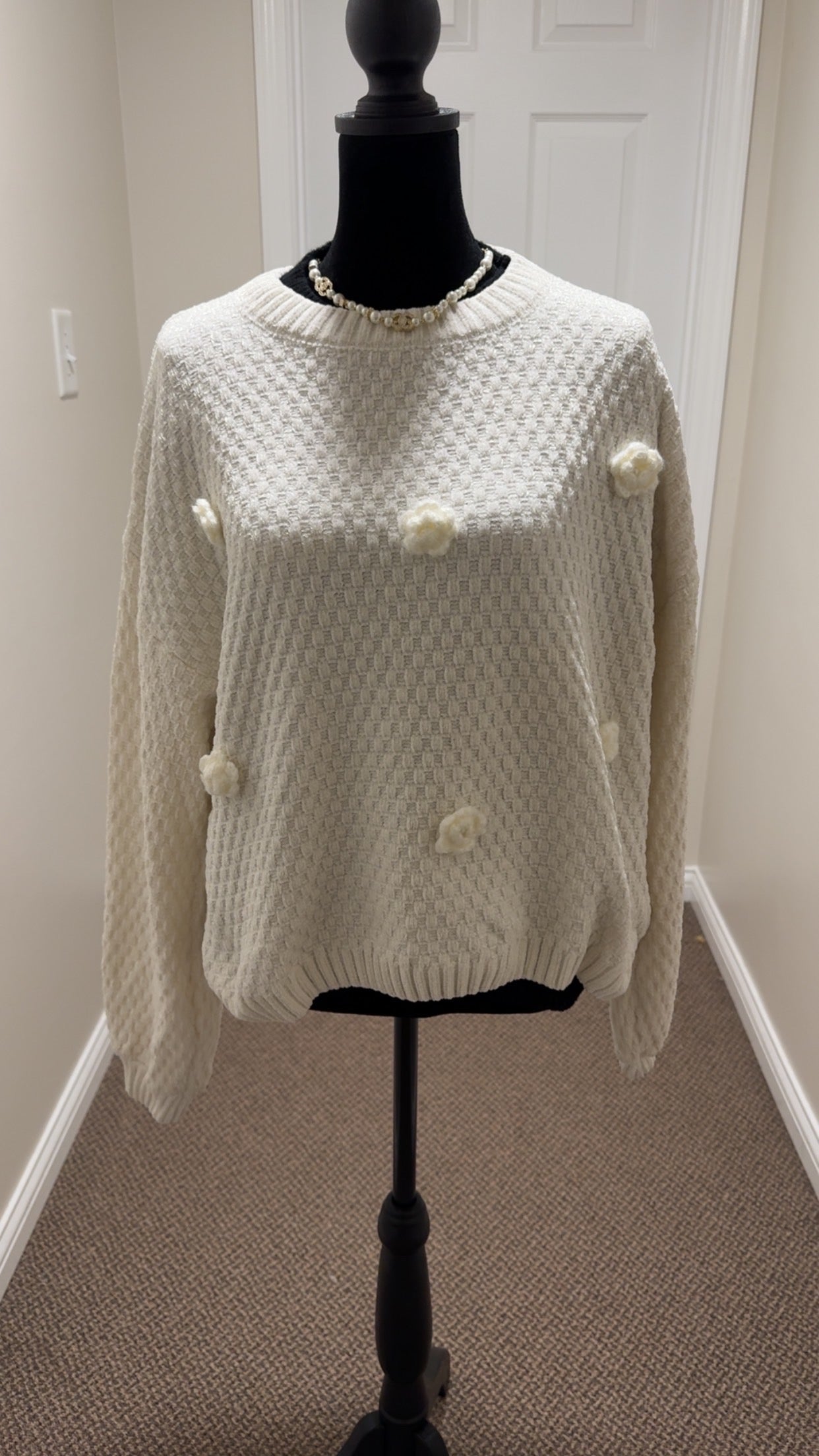 SASA 3D rose knitted sweater